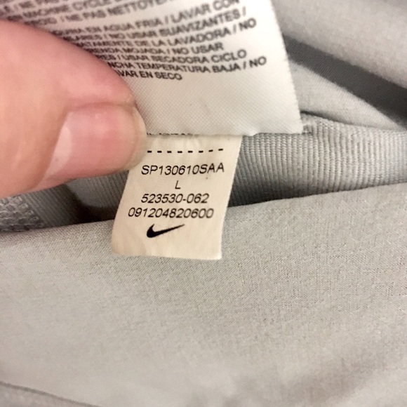 Nike size large two toned two layered tennis skirt - Picture 9 of 9